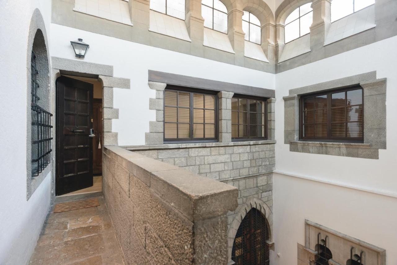 Apg Palau Salieti 2 Lägenhet Girona Exteriör bild